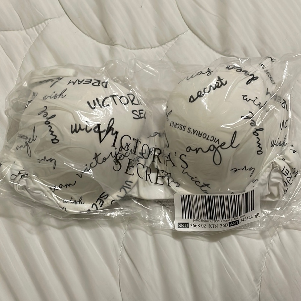 Victoria Secret brand new bra